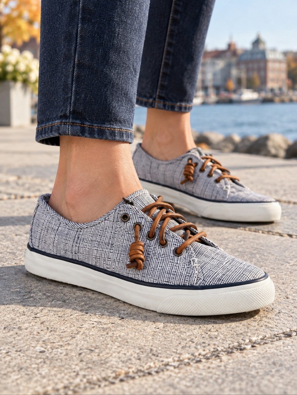 Sperry Seacoast Cross-Hatch Navy Ivory Rawhide Sneakers Women's 8M